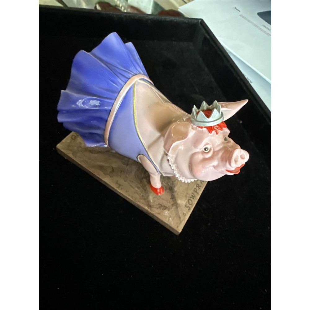 Pig Invasion Pink Purple Sowprano novelty pig figurine on base. 2002